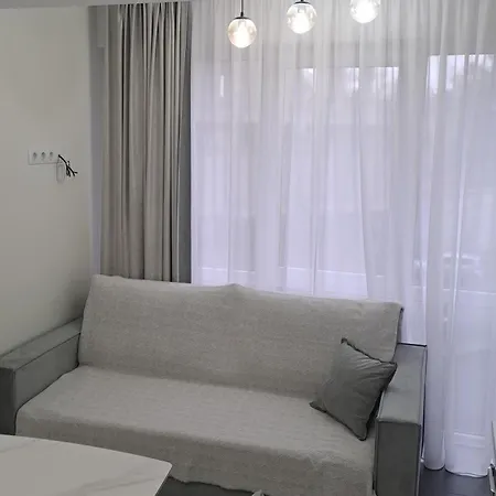 Apartment аэропорт-номера 24/24 .