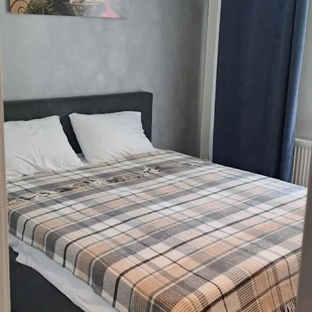 аэропорт-номера 24/24 . Apartment Chisinau